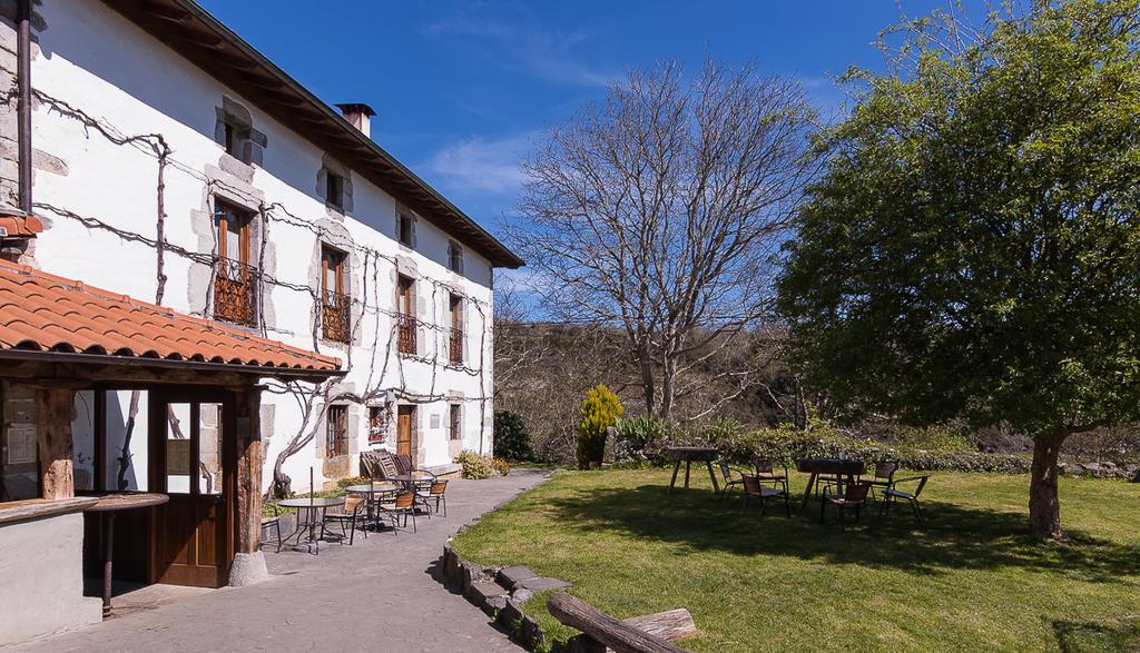 Casa Rural Restaurante Aranburu Zestoa Exterior photo