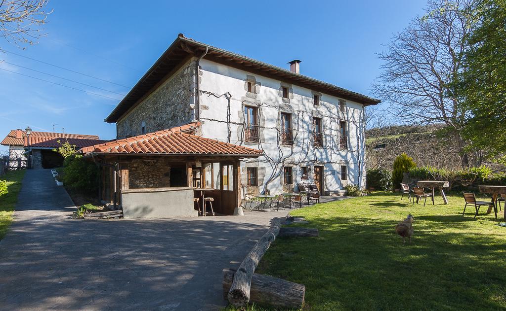 Casa Rural Restaurante Aranburu Zestoa Exterior photo