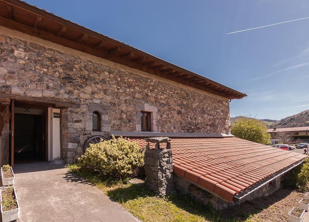 Casa Rural Restaurante Aranburu Zestoa Exterior photo